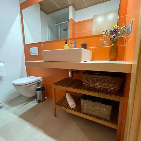 Taima Flats 4 Apartman *