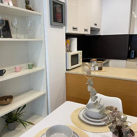 Apartamento Taima Flats 4 *